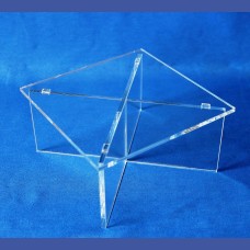 REPISA  MESA con patas en cruz desmontables<br>Medidas: 300 x300 x 200 mm<br>